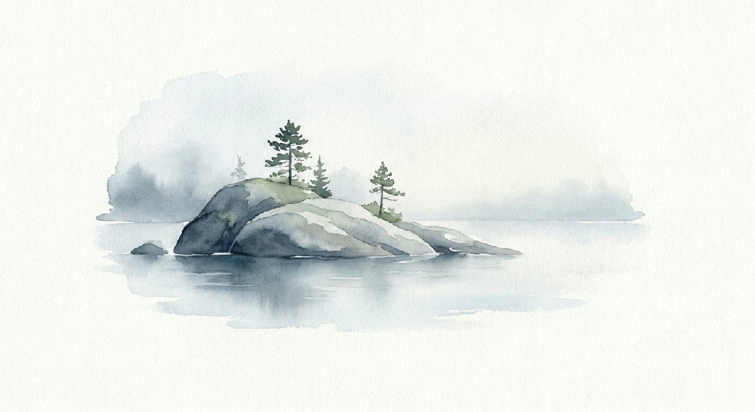 Måleri av skandinavisk skärgård i akvarell med steniga öar, tallar och dimmigt morgonljus