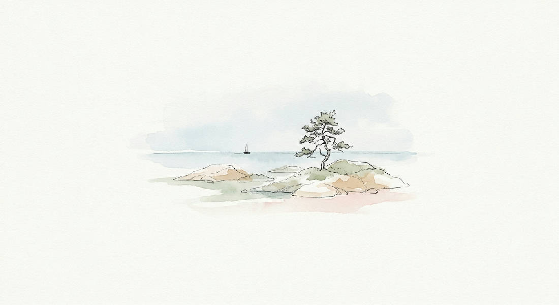 Minimalistisk akvarellmålning av ett skandinaviskt skärgårdslandskap med steniga öar, tall och segelbåt